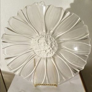 Large Flower Dish